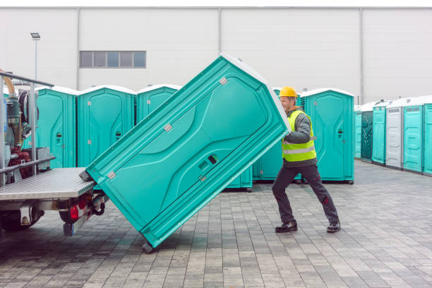Best Portable bathroom rental  in Hughesville, MD