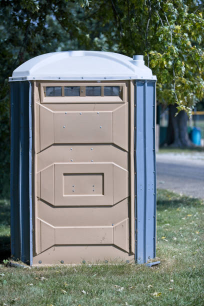 Best Construction site porta potty rental  in Hughesville, MD